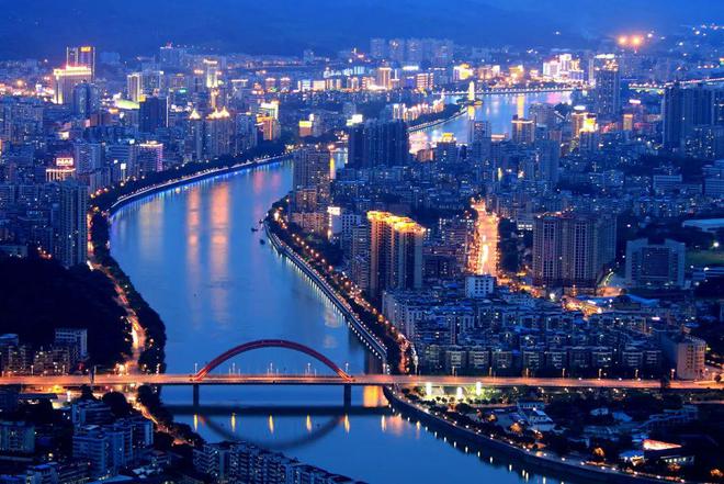 最佳CP！当老IM电竞 IM电竞平台工业城市遇上制造大市(图8)