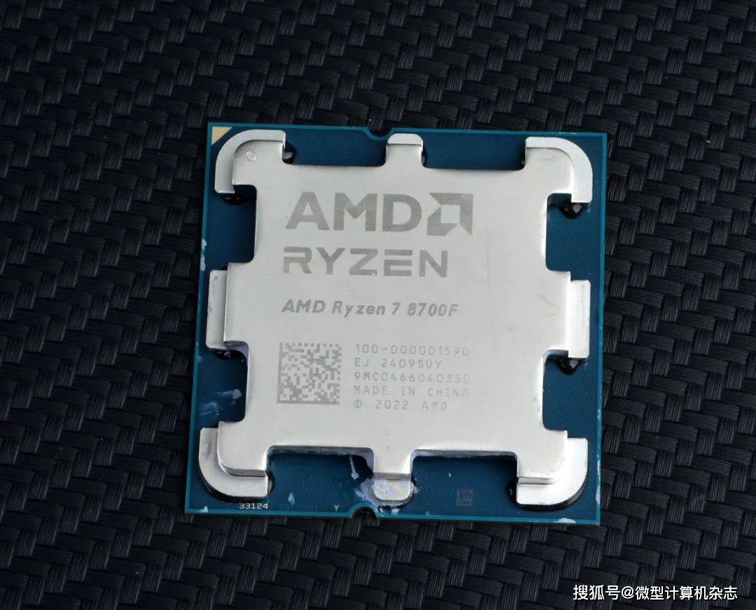 采用AMD锐龙7 8700F新处理器、拥有AI加速——攀升GT·爆破手经典版整机首IM电竞 IM电竞app测(图2)